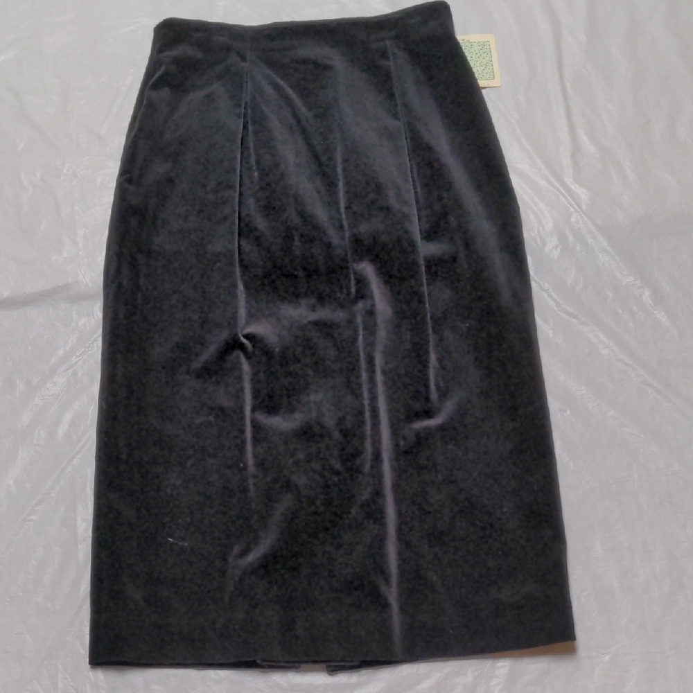Susan Bristol Vintage Made In USA Black Velvet Midi Skirt Size 14